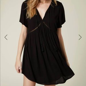 O’Neill Nala Black Short Sleeve Flowy Mini Dress. Size XL